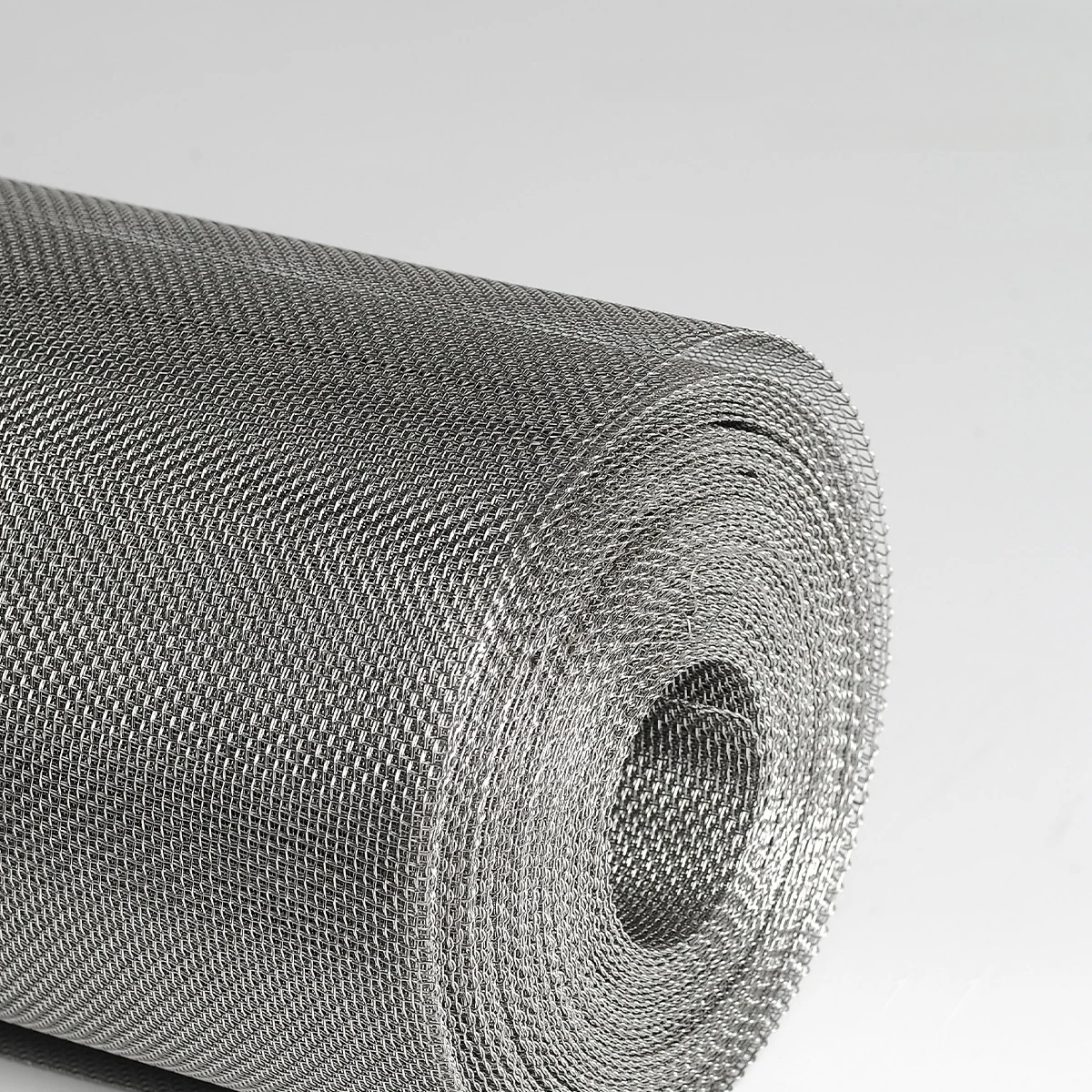 304 Stainless Steel Coarse Screening Mesh, product photograph 3 of 5